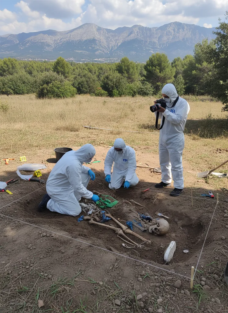 forensic-leadership-experience-fosa clandestina